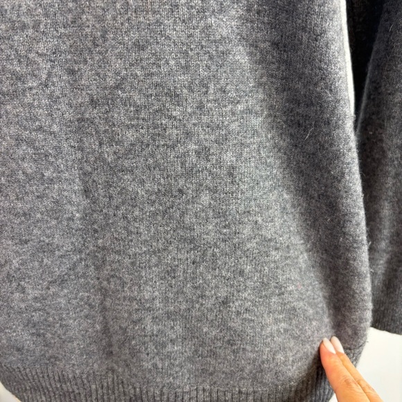 100% Cashmere Gray Pullover Long Sleeve Sweater Tunic Bateau Neckline *No Size - Picture 5 of 5